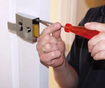 Neighborhood Locksmith Store Colmar, PA 267-225-9042 - lock-locksmith